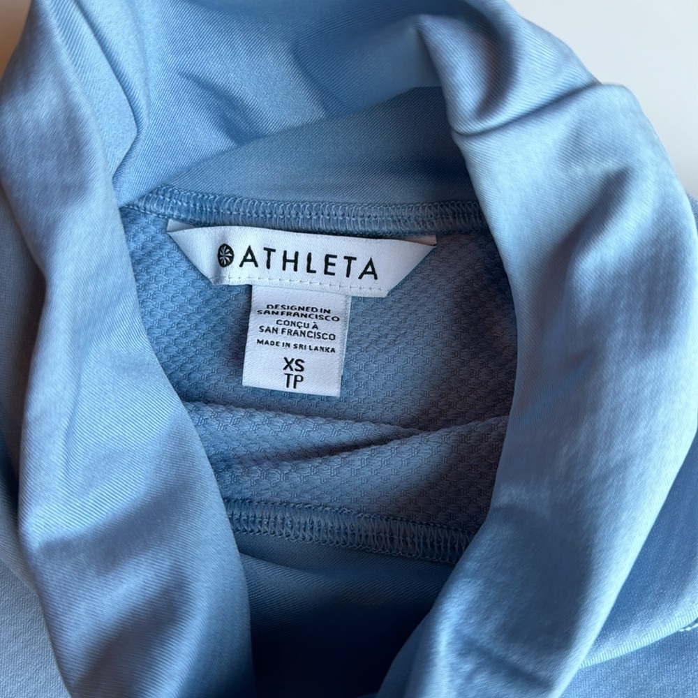 Athleta whistler sky blue mock neck top size XS - Picture 5 of 9